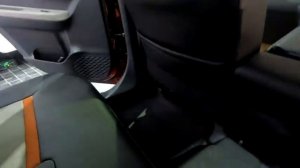 TOYOTA　Passo MODA CHARM ブラック&ファイアークォーツレッド  装備説明