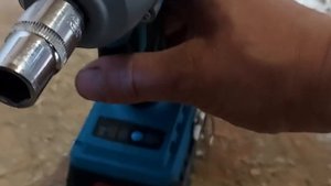 Гайковёрт TOUA DBLW180, неплохой конкурент makita, bosh и. т.д.