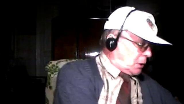 Lady Gaga is also groaning...Леди Гага тоже стонет... смотреть онлайн