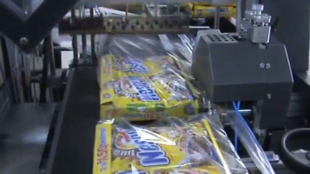 Упаковка большой пачки НЕСКВИКа смотреть онлайн