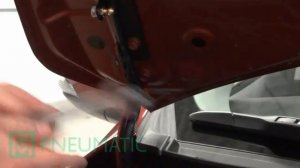 Установка амортизаторов (упоров) капота Toyota Corolla XI (арт. KU-TY-CL11-00) от upory.ru