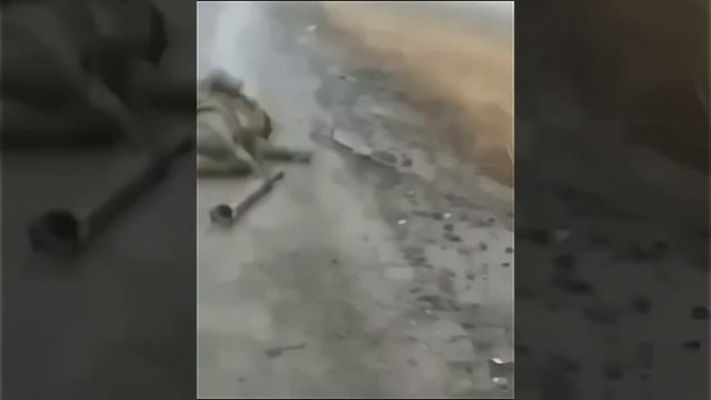 ★ Тем, кто сидя в интернете уже устал от войны.