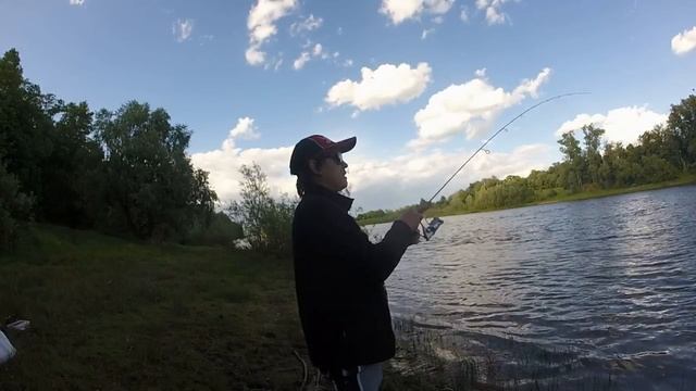 Ловля Ультралайтом на реке Уфа! Streetfishing . смотреть онлайн