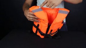 Обзор детских спасательных жилетов