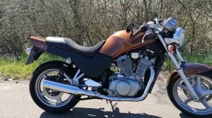 Suzuki VX 800 | LeserBike-Video von Matthias
