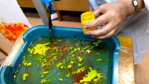 Как нарисовать абстрактный рисунок на любой ткани.