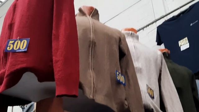 РЫНОК САДОВОД РАСПРОДАЖНАЯ ЛИНИЯ МУЖСКИЕ ФУТБОЛКИ И ФУТБОЛКИ ВЕЛИКАНЫ смотреть онлайн