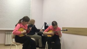 г. Заинск,дуэт домристов: Бардина Ксения и Давыдова Таисия, к/ц Нырова И.Я., преп. Селиверстова З.Х