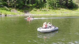 ЭТО ЖЕСТЬ! МОТОР СДОХ! РЫБАЛКА МЕЧТЫ ПОШЛА НЕ ПО ПЛАНУ! рыбалка с ночевкой и ЦАРСКАЯ УХА1