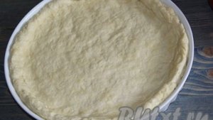Пирог с творогом и помидорами