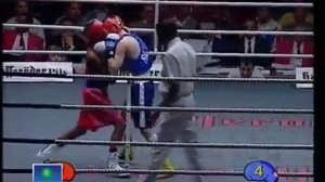 Раимкуль Малахбеков против Хоэля Касамайора.