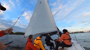 Спинакер в слабый ветер