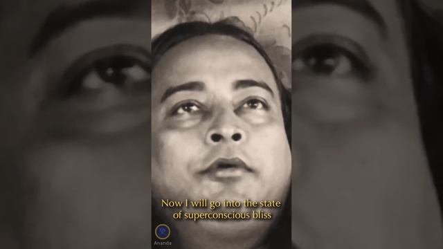 Yogananda Goes into Samadhi