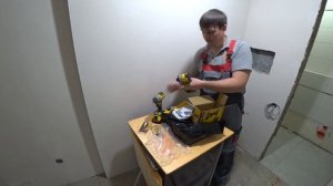 Новинка от  Dewalt аккумуляторный импакт шуруповерт DCF 850. Пылесос Dewalt DWH161N Белгород