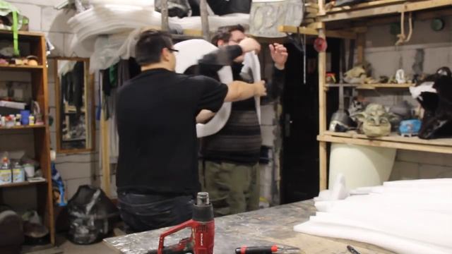 ВидеоБосс. Выпуск 3. Делаем каркасный костюм смотреть онлайн