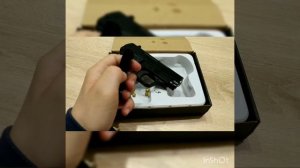 Пневматический пистолет, игрушечный С.11