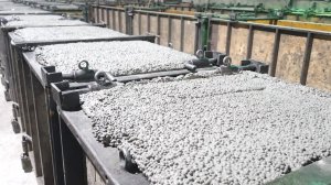 КАК ИЗГОТАВЛИВАЮТ ПЛИТЫ, БЛОКИ И ПЕРЕМЫЧКИ ИЗ ПОЛИСТИРОЛБЕТОНА?