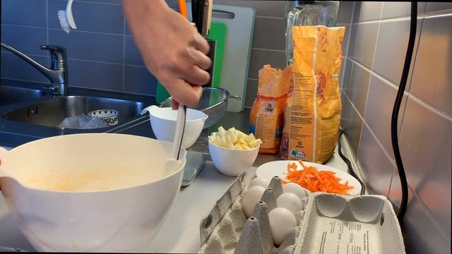 Морковно-яблочный пирог! Некислый яблочный пирог! Готовим вкуснейший пирог без добавления масла!