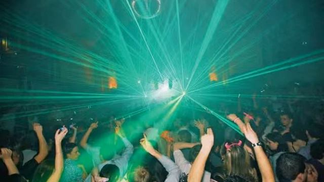 Если бы не пятница... (Rubin & Greensheet) смотреть онлайн