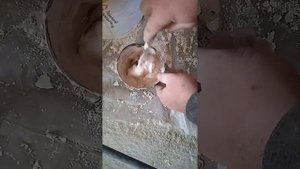 Учимся работать с гипсом правильно замешиваем