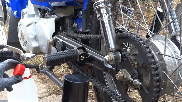 мопед Дельта.смазка цепи.ЗиД 50-05. смотреть онлайн