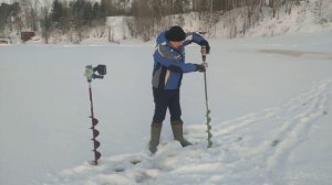 Бюджетный шуруповёрт для ледобура.