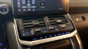 VIEW TOYOTA LAND CRUISER 300 2022 / Обзор Тойота Ланд Крузер 300 / Флагман и все тут