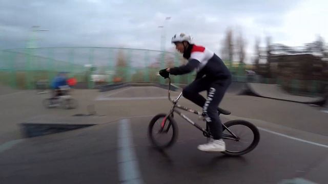 БАНИХОП МАНУАЛ ФРОНТ - БМХ ЧЕЛЛЕНДЖ смотреть онлайн