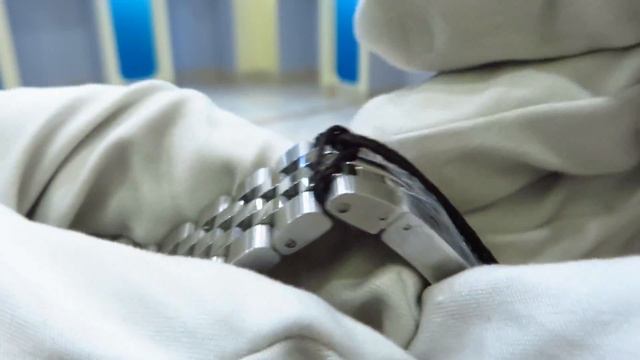 Raymond Weil Freelancer Diver 2760-ST1-20001 смотреть онлайн