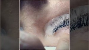 Отступ от века при наращивании ресниц