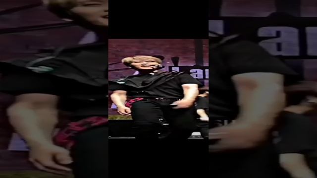 Stray Kids смотреть онлайн