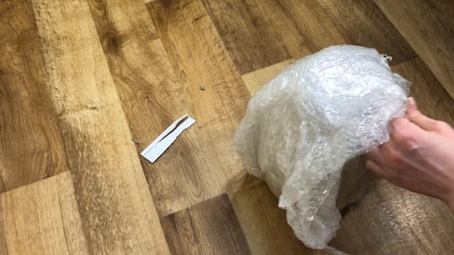 Забираю посылку. Купила себе подарок. День 25 [МЕСЯЦ НА МИНИМАЛКАХ 2.15] смотреть онлайн