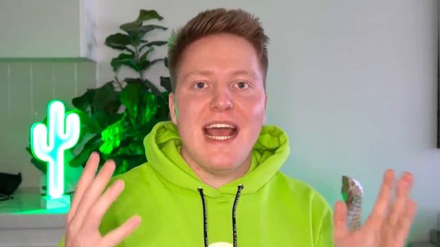 ИСПУГАЛСЯ - ЗАДОНАТИЛ 700$ смотреть онлайн