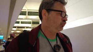 Лечу из США домой в Москву !Один из самых ужасных аэропортов мира в США