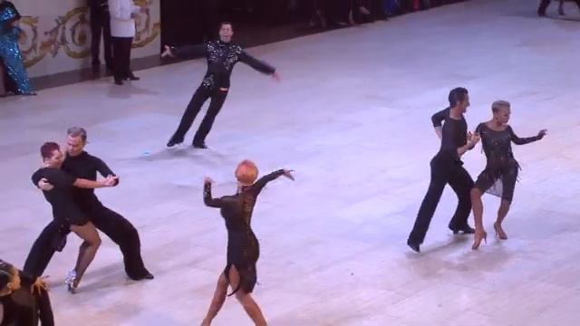 (Cha cha cha) Last 24 / Heat 2 / 2014 Blackpool Professional Latin - Dancesport Music for You смотреть онлайн