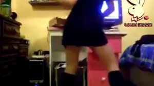 Una Cole Bailando Uf Uf