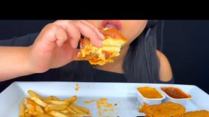 АСМР ,ЕДА НА КАМЕРУ. 🧀 🍗