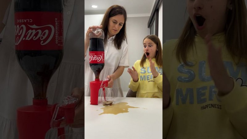 Cool Coca Cola Алинка проверяет лайфхак #shorts