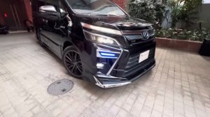 Toyota VOXY Hybrid 2018 Glitter Packgae