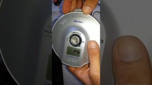 Sony D NF600 discman