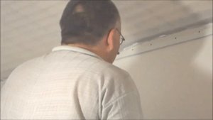 монтаж багета для установки натяжного потолка AgrinDizain