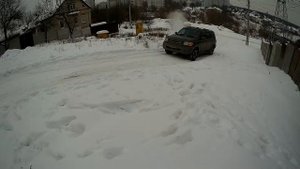 Движение задним ходом на заднем приводе зимой