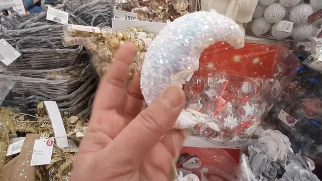 Москва предновогодняя. Новогодние украшения и ёлочные игрушки в АШАН. смотреть онлайн