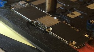 iPhone 6s замена WiFi