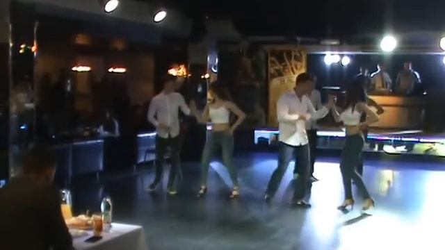 Бачата. "La salsa del amor" смотреть онлайн