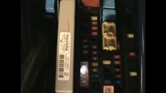 Toyota Prius 2010 fuses location смотреть онлайн