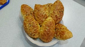 Пирожки с сухофруктами