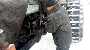 гусеницы на МТЗ... МТЗ 50 vs МТЗ 52... 18+ ( русский МАТ )