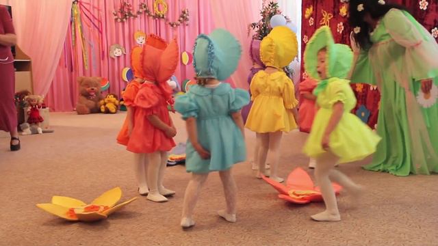 детский Утренник смотреть онлайн