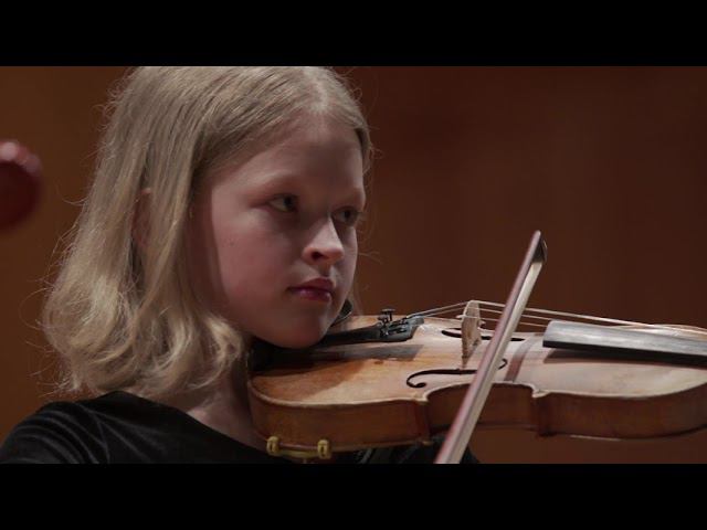 И. Штраус "Вальс" смотреть онлайн